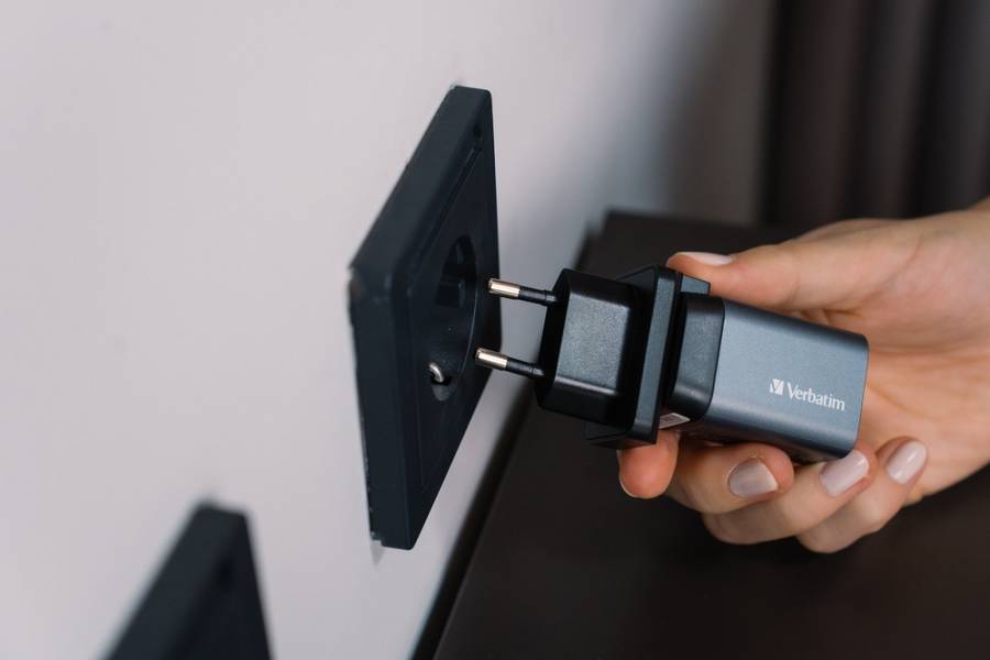 Verbatim Wall GaN Charger 35W USB-C USB-A (UK/EU/US) GNC-35